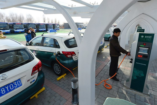 中汽中心：不建议“一刀切”禁售燃油车