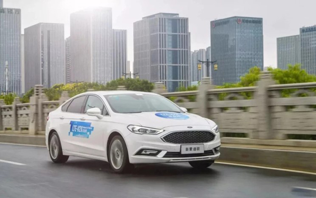福特首次在中国开放道路进行C-V2X测试