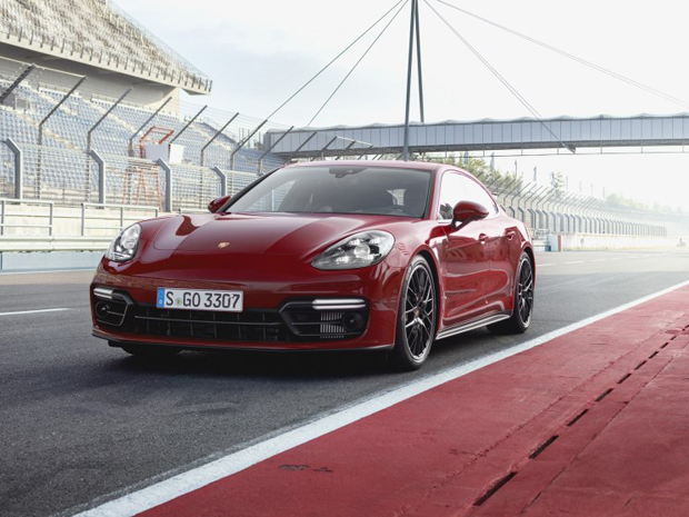 售184.8-187.8万元！新Panamera GTS上市