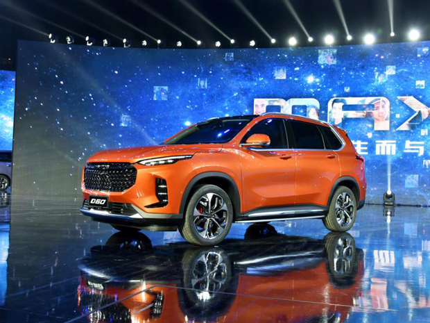 定位于中型SUV 上汽大通D60外观首发