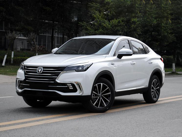 长安CS85 COUPE 1.5T预售价为12-14万元