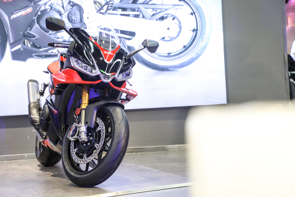 王者座驾，荣耀而来！Aprilia RSV4强势登陆苏州