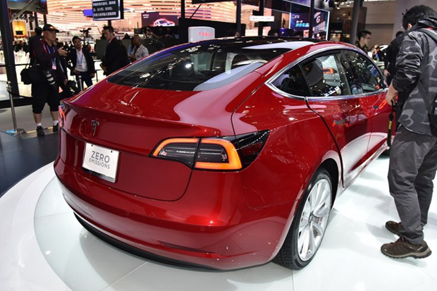 极速可达250km/h！Model 3 P80D参数曝光