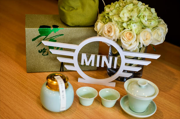 重装开业 苏州宝信MINI CI风格展厅惊艳全城