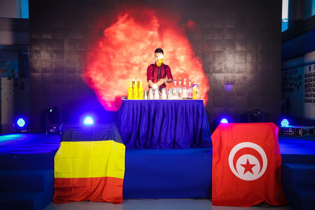 苏州都灵世界杯狂欢夜 新一代依维柯欧胜上市