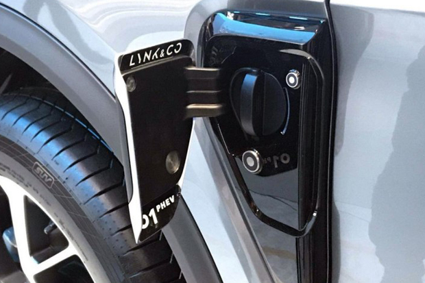 纯电续航51km！领克01 PHEV 6月28日上市