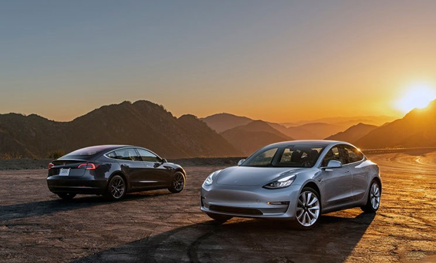 可自主泊车 特斯拉Model 3增加新功能