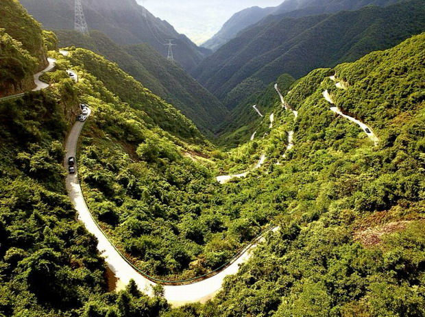 明安斯巴鲁安徽月亮湾篝火之旅圆满落幕
