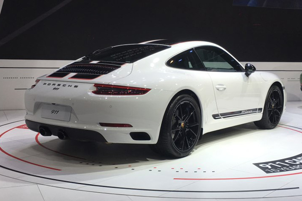 146.95万！保时捷911限量版亮相成都车展