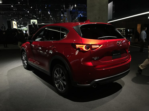 2018洛杉矶车展：新款马自达CX-5亮相