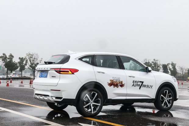 新生代AI智能网联SUV 哈弗F7苏州上市试驾会