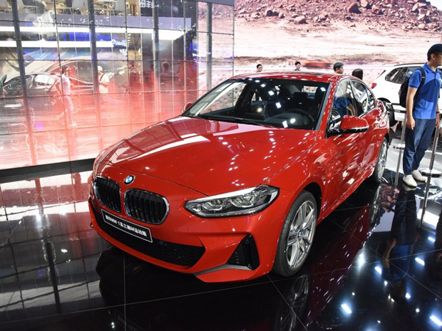 售19.99-26.99万 2019款1系三厢版上市