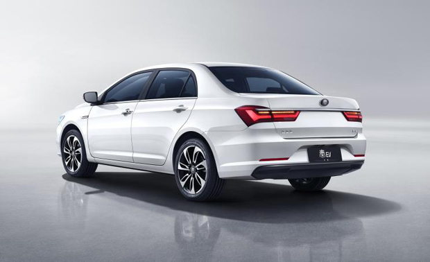 续航比肩Model 3 全新秦EV官图发布