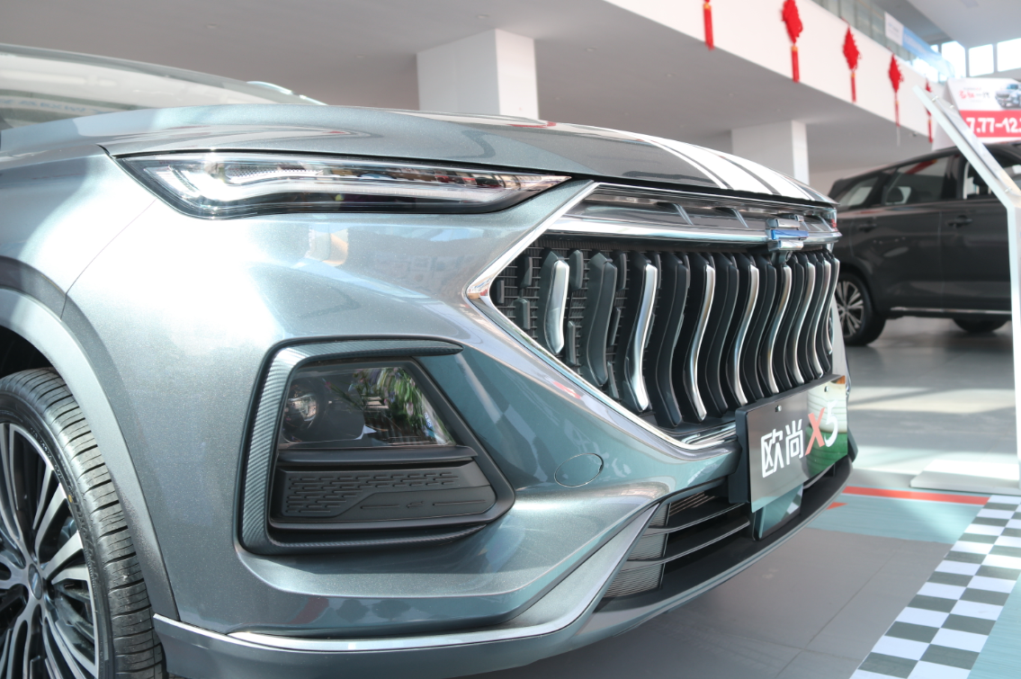 超感·新运动SUV 长安欧尚X5已正式开启预售，预售价6.99-10.59万元。