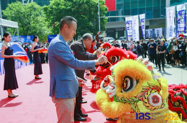 展车千余台 苏州五一国际车展博览中心开幕