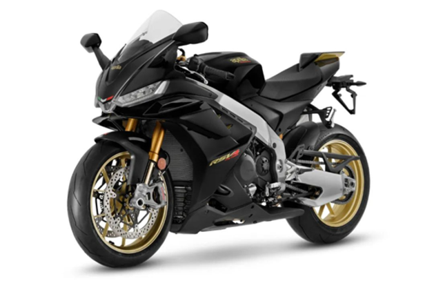 Aprilia 全新RSV4苏州首批车主交车仪式