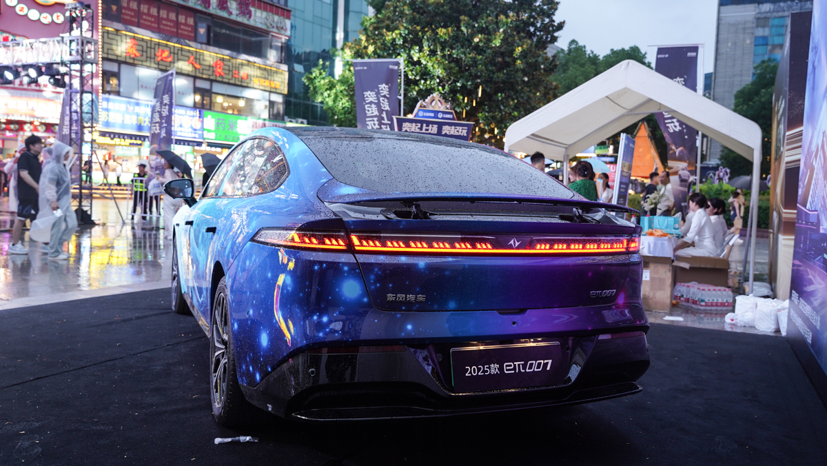 奕起上场奕起玩 东风奕派2025款eπ007苏州上市