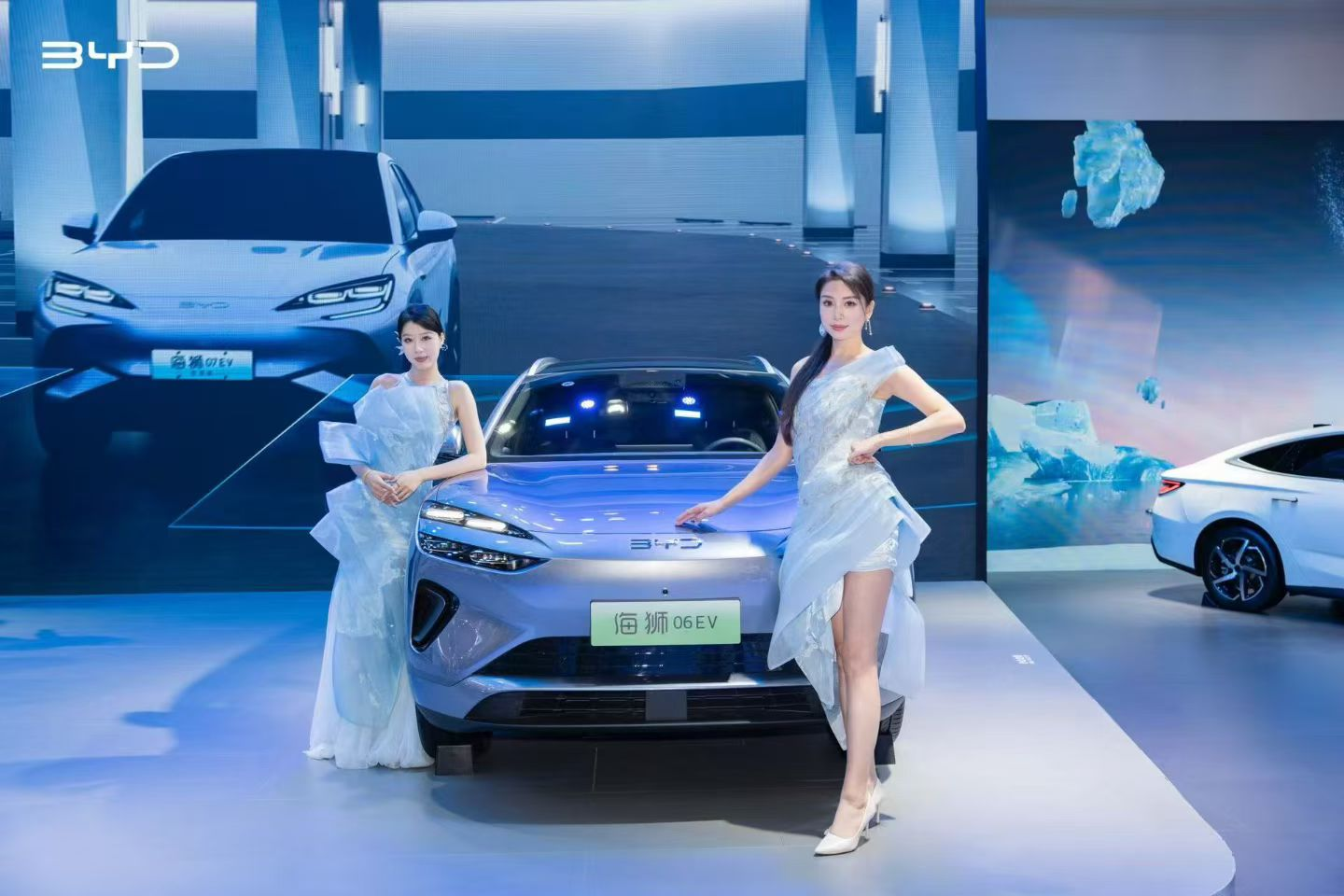 比亚迪海洋网海狮06&2026款海豹07DM-i苏州上市