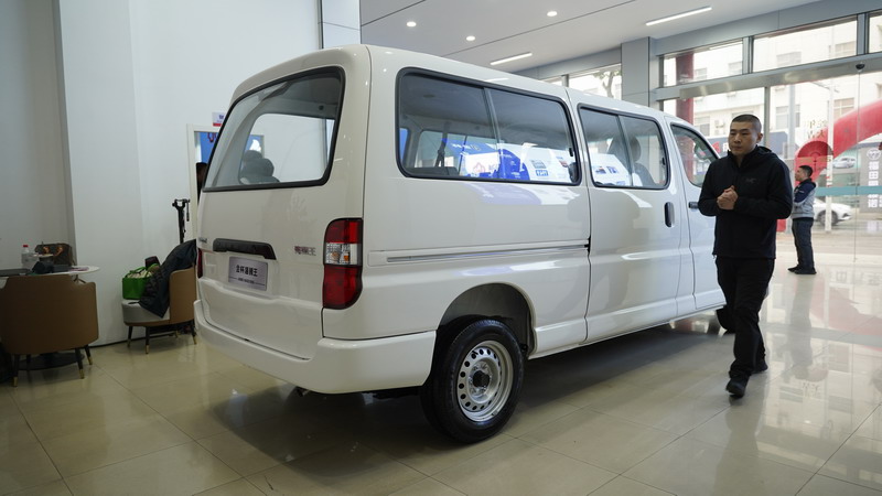 金杯海狮王2026款登陆江苏市场 多场景商务出行再树新标杆