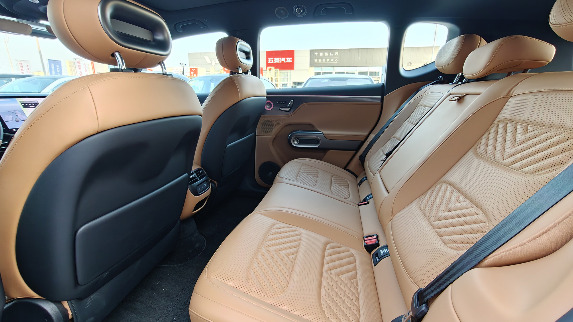 20万内豪华超级电混-到店体验全新smart精灵5号超级电混